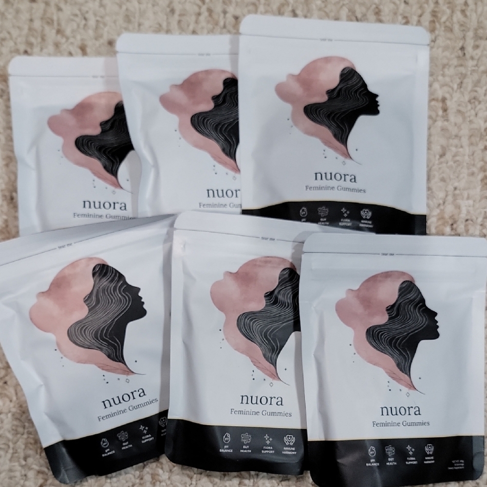 Feminine Gummies - Elegant Pink and Black